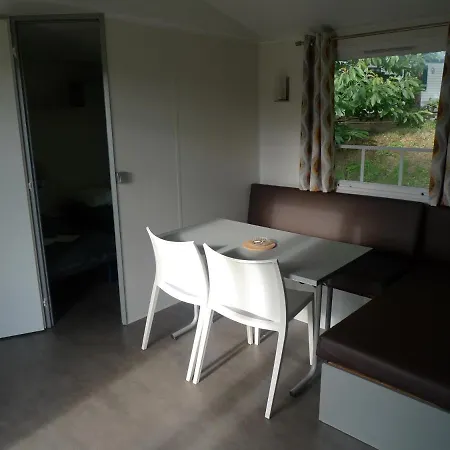 Camping De Pont Calleck Inguiniel Exterior foto